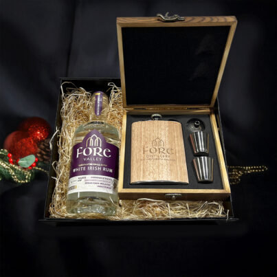 Discover Fore Valley Hip Flask Hampers